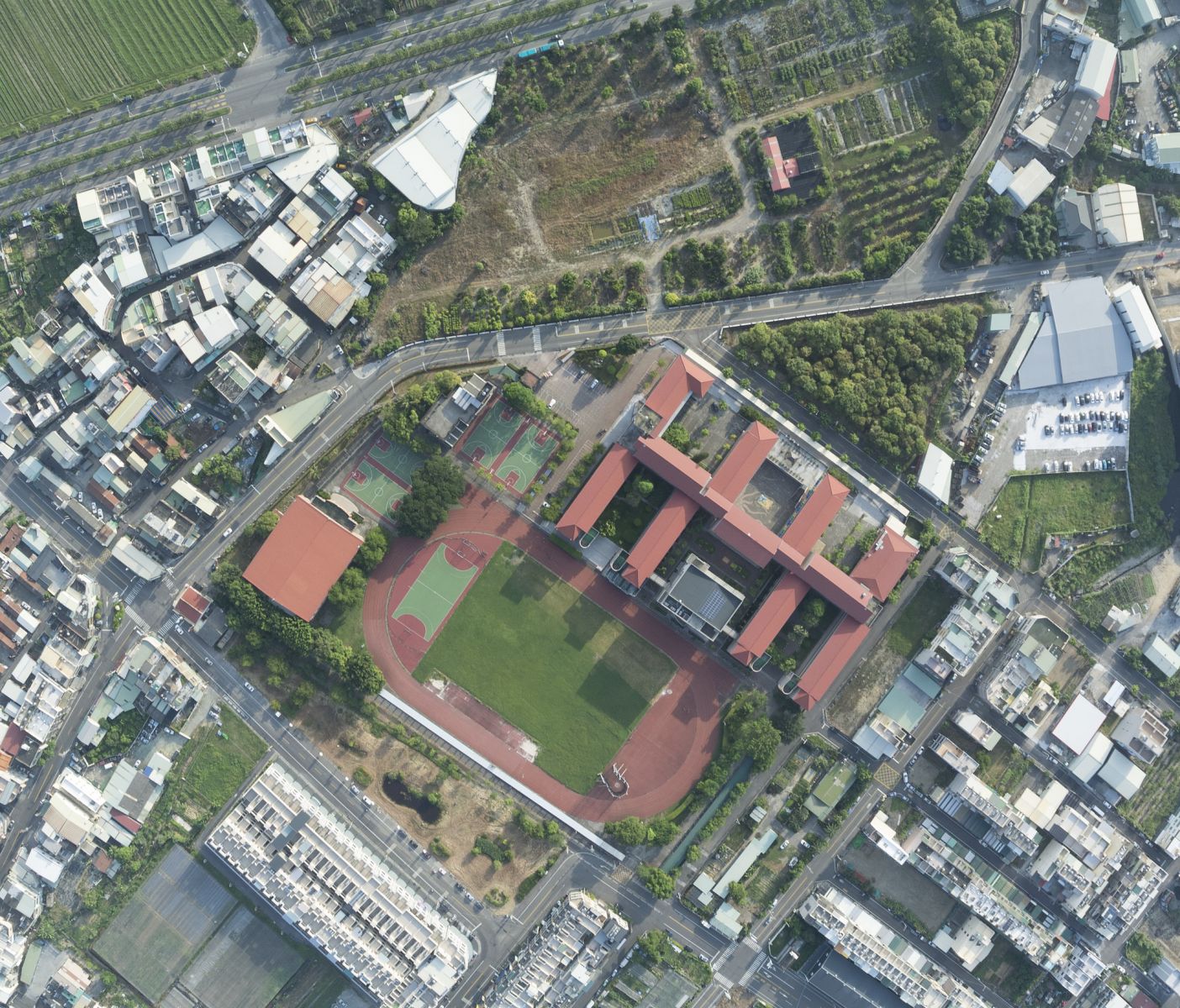 校舍正上方空拍圖